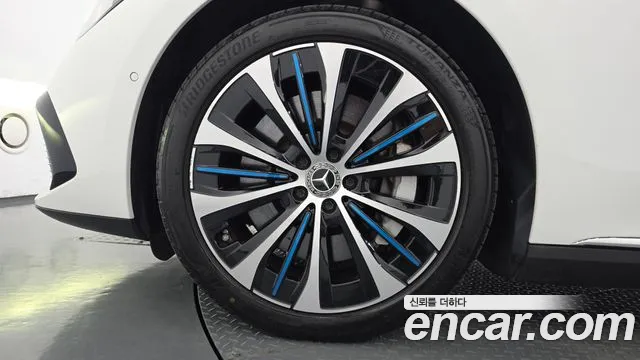 Mercedes-Benz EQE 2022 thumb 5