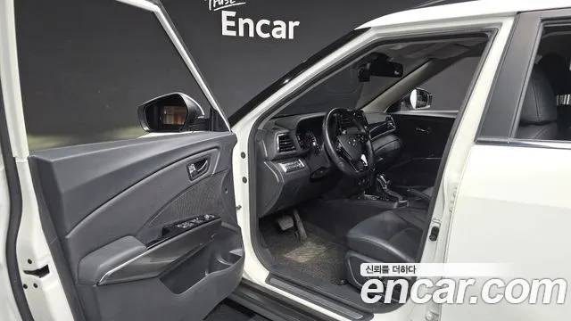 KG_Mobility_Ssangyong TIBOLI 2020 thumb 10