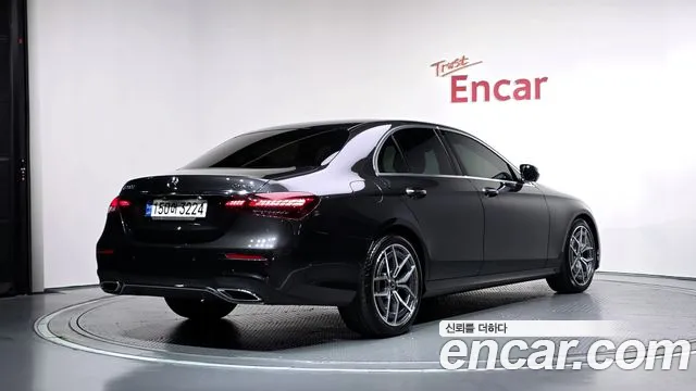 Mercedes-Benz E-Класс 2021 thumb 2