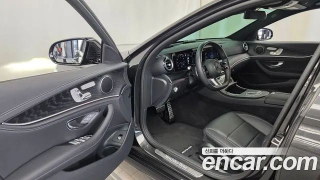 Mercedes-Benz E-Класс 2021 thumb 10