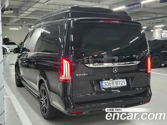 Mercedes-Benz V-Class 2023 thumb 4