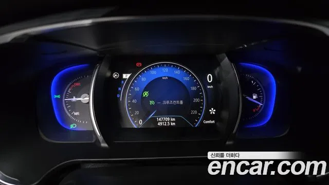 Renault-KoreaSamsung Megane 2016 thumb 8