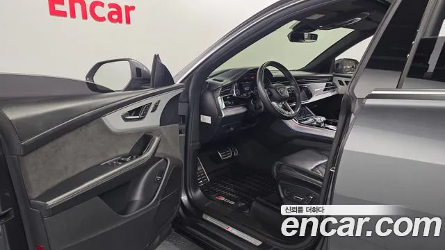 Audi Q8 2020 thumb 10
