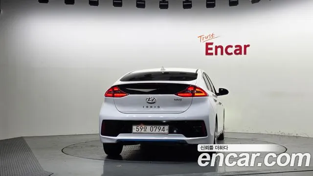 Hyundai IONIQ 6 2016 thumb 4