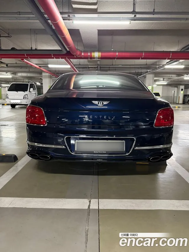 Bentley Flying Spur 2021 thumb 4