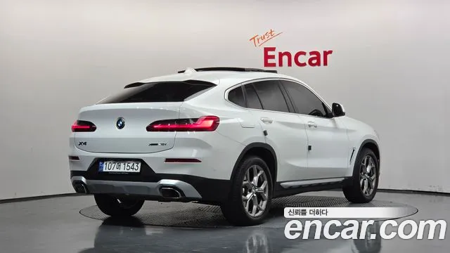 BMW X4 2023 thumb 2