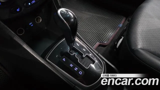Hyundai Accent 2015 thumb 9