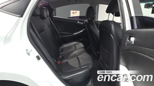 Hyundai Accent 2015 thumb 12