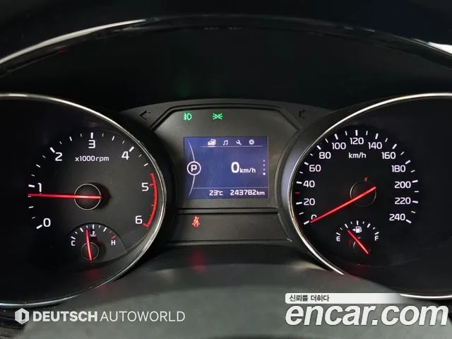 Kia Carnival 2017 thumb 8