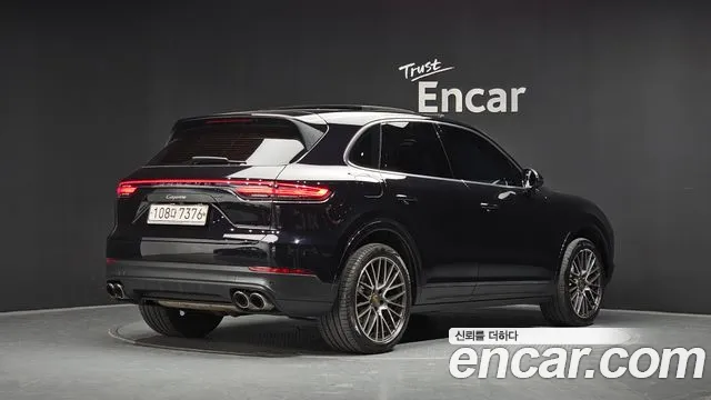 Porsche Cayenne 2019 thumb 2