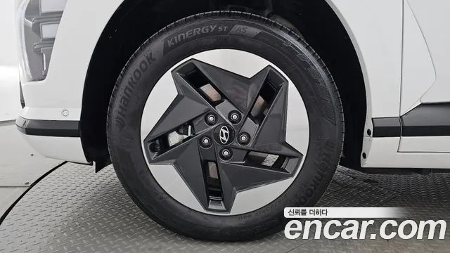 Hyundai Kona 2023 thumb 4