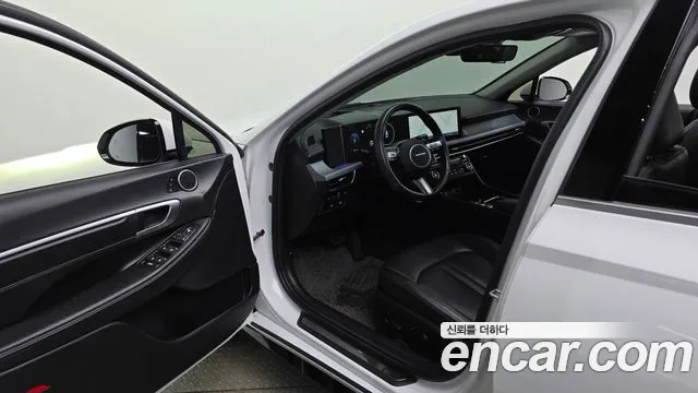 Hyundai Sonata 2023 thumb 10