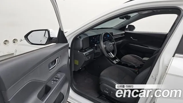 Hyundai Kona 2023 thumb 9