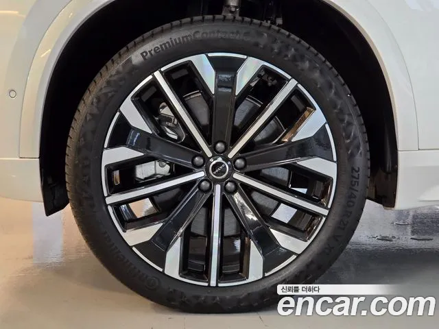 Volvo XC90 2025 thumb 5