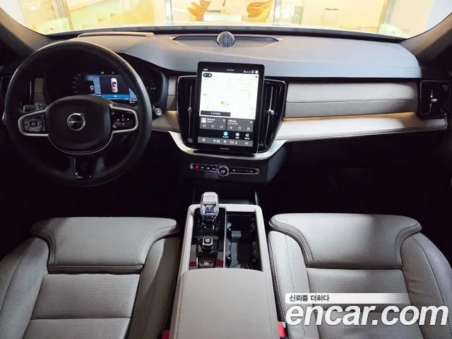 Volvo XC90 2025 thumb 7