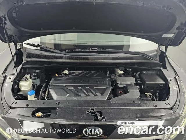 Kia Carnival 2018 thumb 6