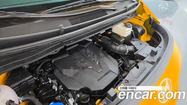 Hyundai Staria 2025 thumb 6