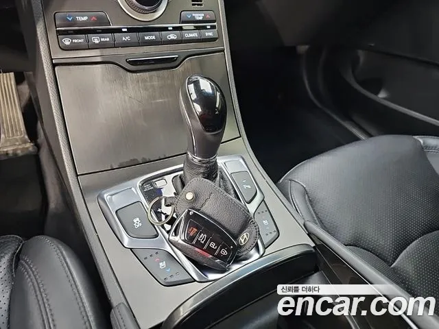 Hyundai Grandeur 2015 thumb 8