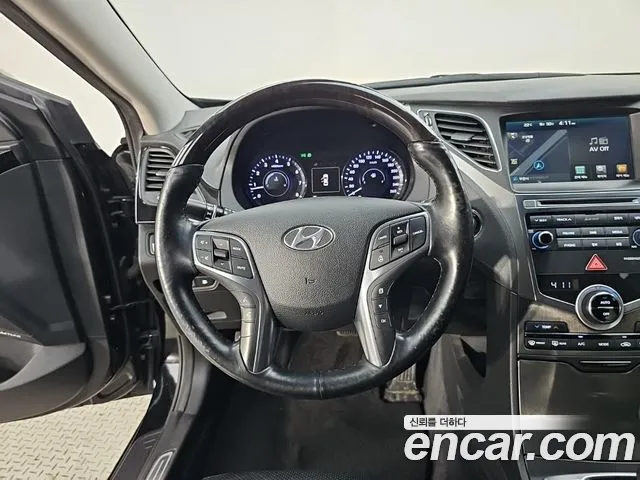 Hyundai Grandeur 2015 thumb 9