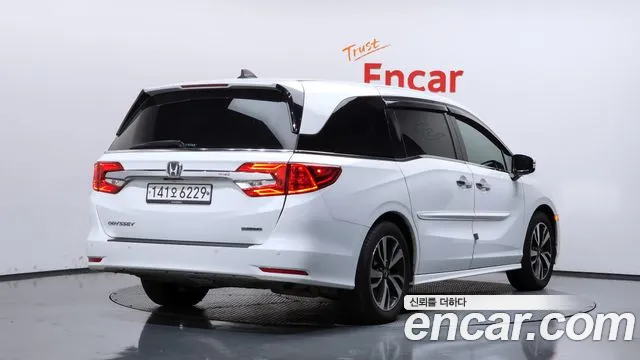 Honda Odyssey 2020 thumb 2