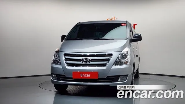 Hyundai Starex 2015 thumb 3