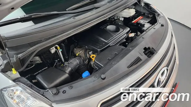 Hyundai Starex 2015 thumb 6
