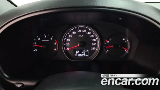 Hyundai Starex 2015 thumb 8