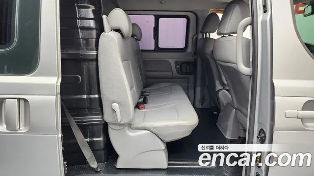 Hyundai Starex 2015 thumb 11