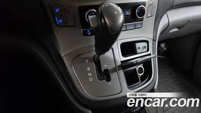 Hyundai Starex 2018 thumb 9
