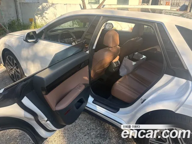 Hyundai Grandeur 2023 thumb 4