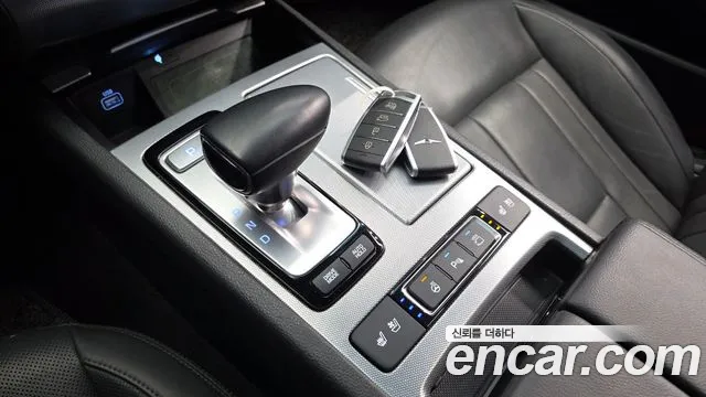 Genesis G80 2019 thumb 8