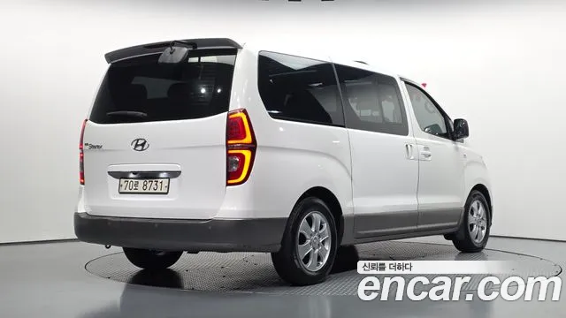 Hyundai Starex 2019 thumb 2