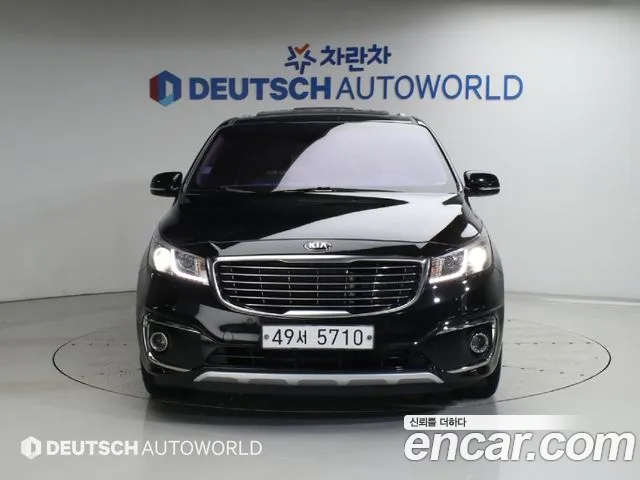 Kia Carnival 2015 thumb 3