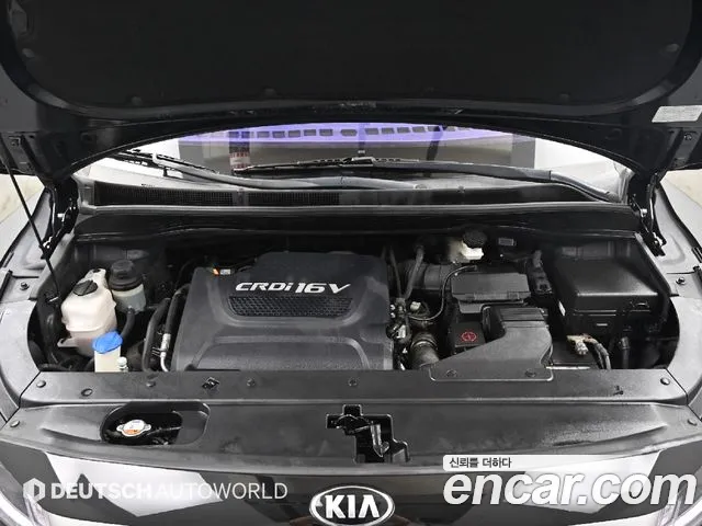 Kia Carnival 2015 thumb 6