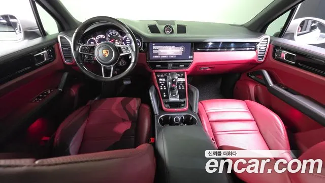 Porsche Cayenne 2022 thumb 7