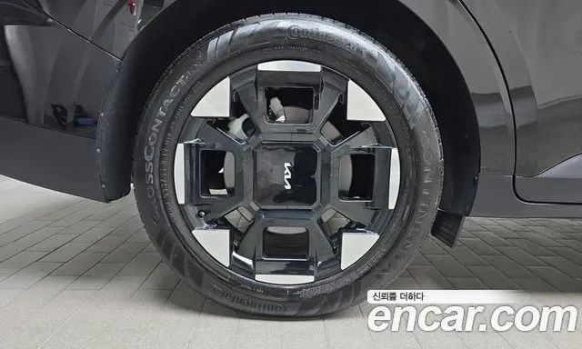 Kia Carnival 2024 thumb 5