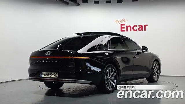 Hyundai Grandeur 2023 thumb 2
