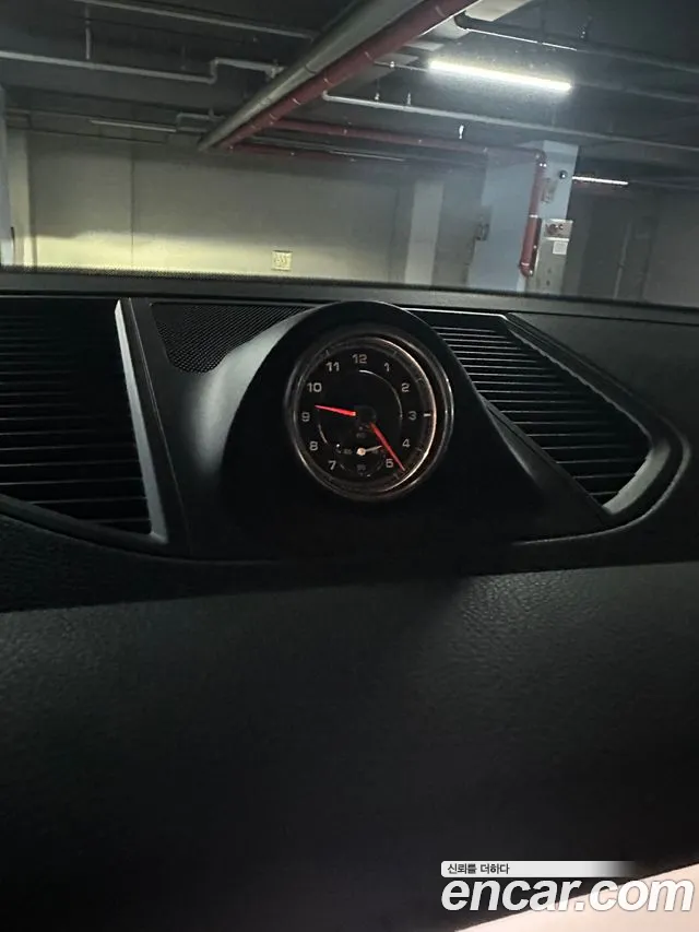 Porsche Macan 2017 thumb 8