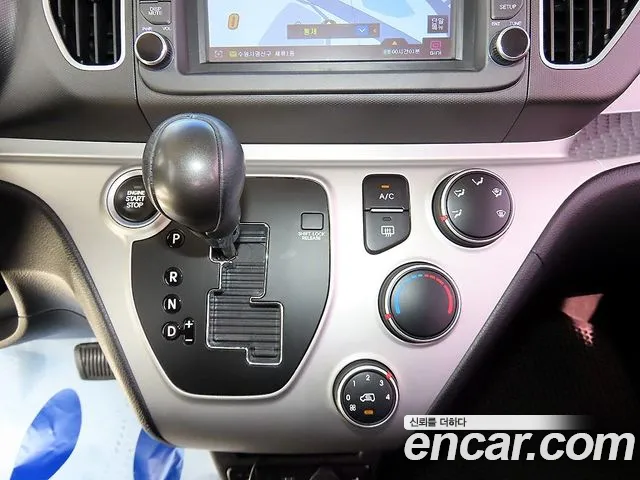 Kia Ray 2015 thumb 10
