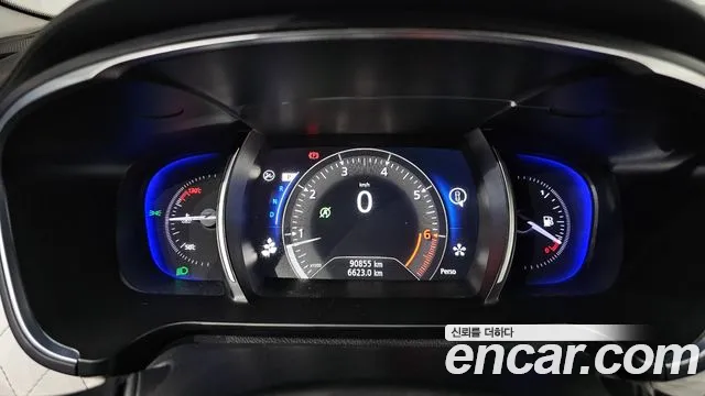 Renault-KoreaSamsung Megane 2016 thumb 8