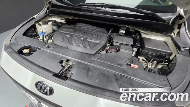 Kia Carnival 2018 thumb 6