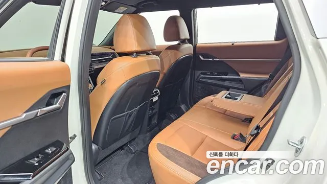 KG_Mobility_Ssangyong Torres 2022 thumb 11