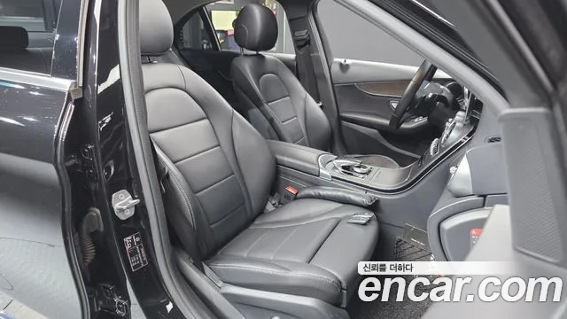 Mercedes-Benz C-Класс 2018 thumb 11