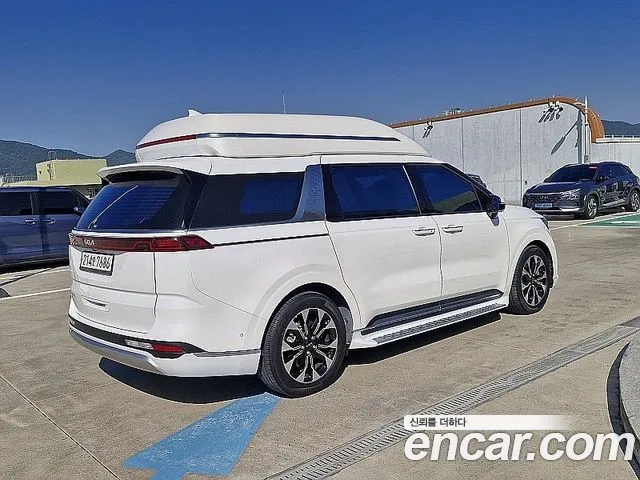 Kia Carnival 2021 thumb 5