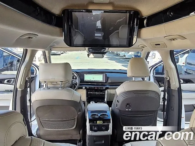 Kia Carnival 2021 thumb 10