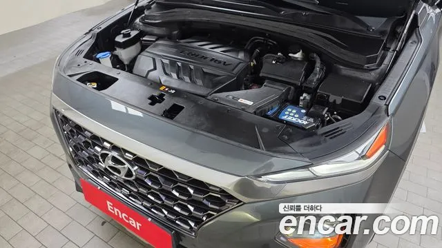 Hyundai Santa Fe 2018 thumb 5