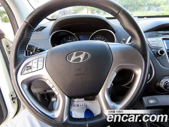 Hyundai Tucson 2009 thumb 8