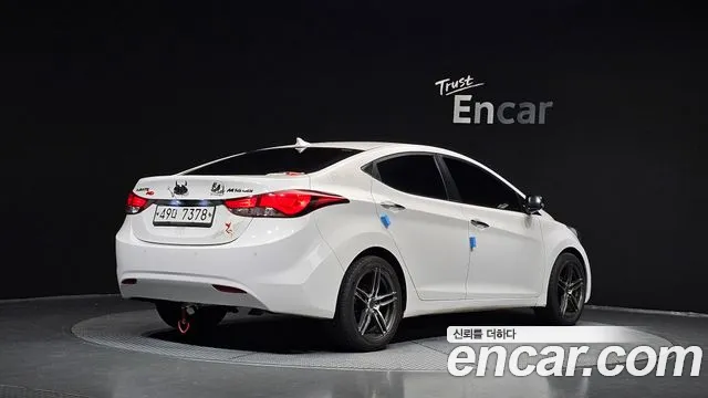 Hyundai Avante 2012 thumb 2