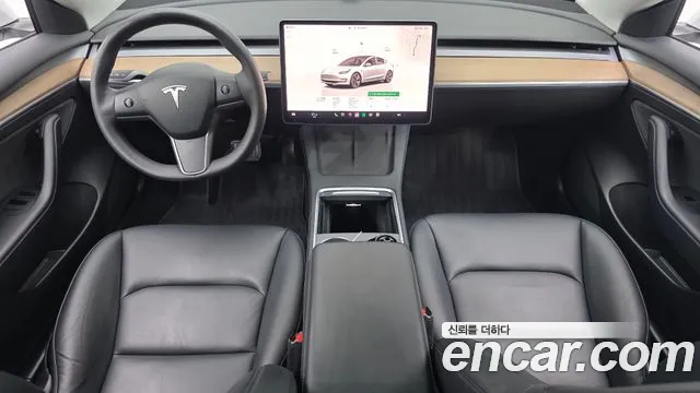 Tesla Model 3 2022 thumb 7