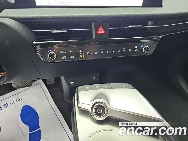 Kia EV6 2021 thumb 10